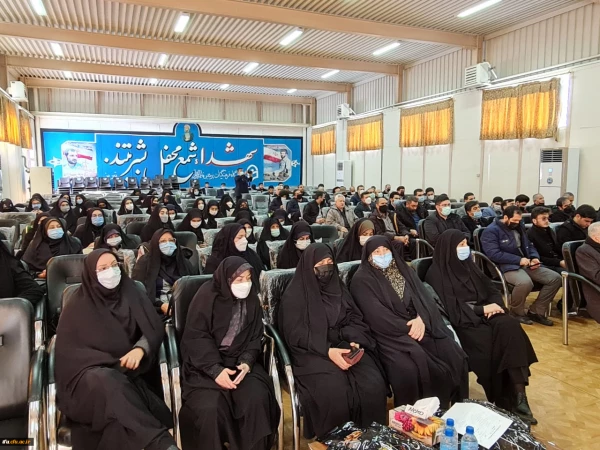 اولین سالگرد تدفین شهید گمنام دانشگاه فرهنگیان استان آذربایجان شرقی برگزار شد. 6