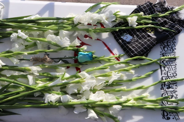 اولین سالگرد تدفین شهید گمنام دانشگاه فرهنگیان استان آذربایجان شرقی برگزار شد. 9