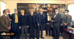 تجلیل استاندار مرکزی از خیر نیکوکارحاج غلامعلی توکلی 3