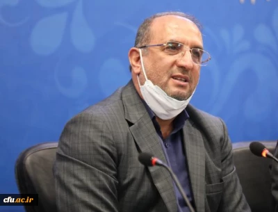 سرپرست معاونت طرح و برنامه و توسعه منابع:

جذب منابع انسانی شایسته و توانمند در استانها مدنظر قرار گیرد 