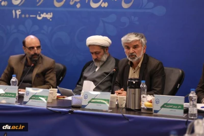 دکتر دوست محمد سمیعی سرپرست معاونت آموزشی و تحصیلات تکمیلی در سی و یکمین اجلاس مدیران استانی و ستادی دانشگاه فرهنگیان

از سرگیری آموزش حضوری در دانشگاه فرهنگیان به تدریج صورت می گیرد