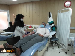 اهداء خون جمعی از کارکنان دانشگاه فرهنگیان استان مرکزی 4
