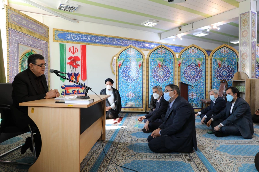 سخنرانی دکتر خنیفر در نمازخانه سازمان مرکزی 3