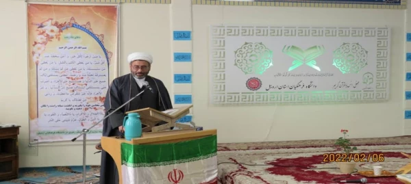 برگزاری طرح کرسی های تلاوت و سلسله محافل انس با قران کریم در دانشگاه فرهنگیان اردبیل 