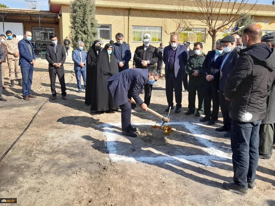 آیین کلنگ زنی احداث پروژه ساختمان جدید آموزشی و آشپزخانه صنعتی پردیس زینبیه پیشوا  4