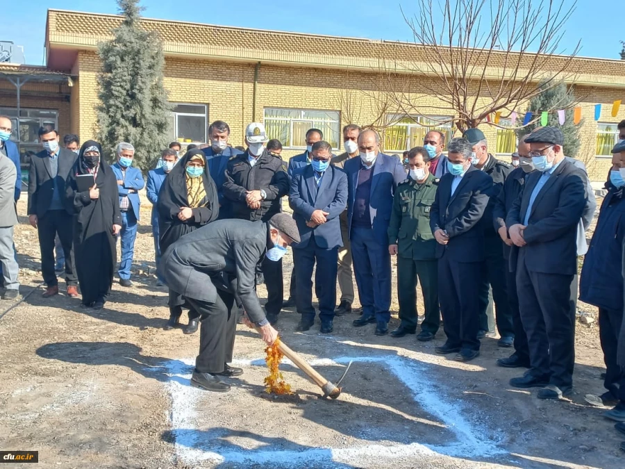 آیین کلنگ زنی احداث پروژه ساختمان جدید آموزشی و آشپزخانه صنعتی پردیس زینبیه پیشوا  5