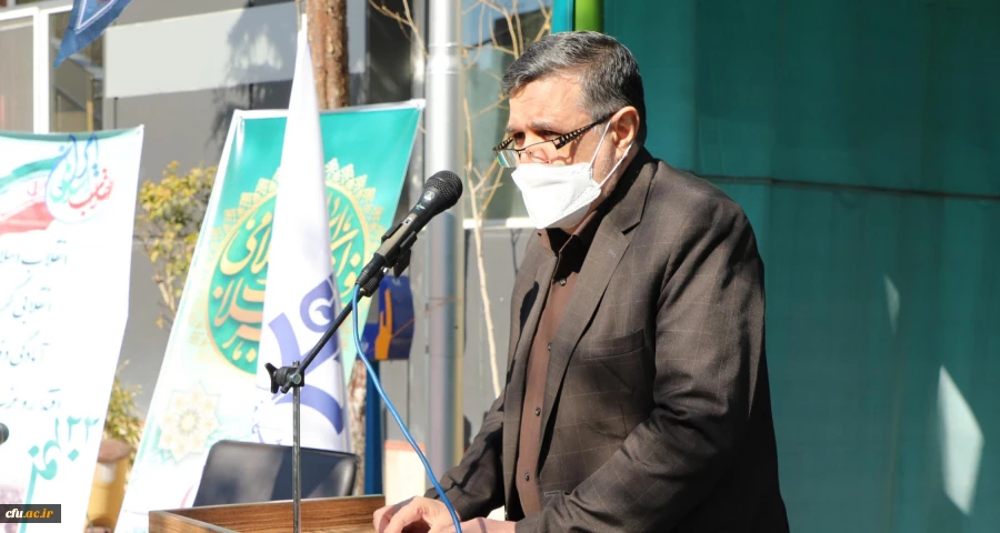 امام خمینی(ره) در هدف استوار و رو به آرمان ها حرکت می کرد 2