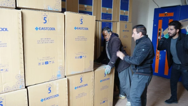 خرید 150 دستگاه یخچال و 180 تخته فرش به منظور تجهیز سراهای دانشجویی
 5