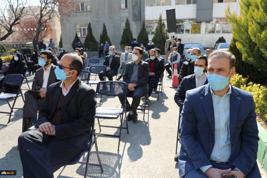 روایت تصویری: 
آیین گرامیداشت چهل و سومین سالگرد پیروزی شکوهمند انقلاب اسلامی در سازمان مرکزی  9