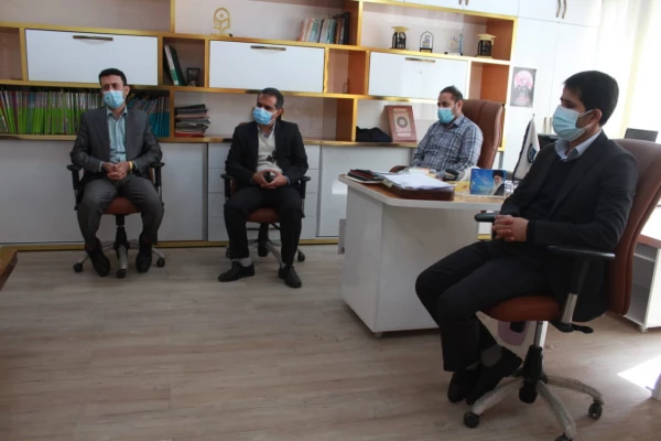 توسط مدرس زبان دانشگاه و موسسات زبان استان بوشهر

چندین جلد کتاب به کتابخانه پردیس علامه طباطبایی بوشهر اهدا شد 4