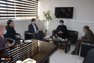 در دانشگاه فرهنگیان استان اصفهان صورت گرفت:

بررسی راهکارهای اعتلای فرهنگ نماز و ترویج مفاهیم دینی 