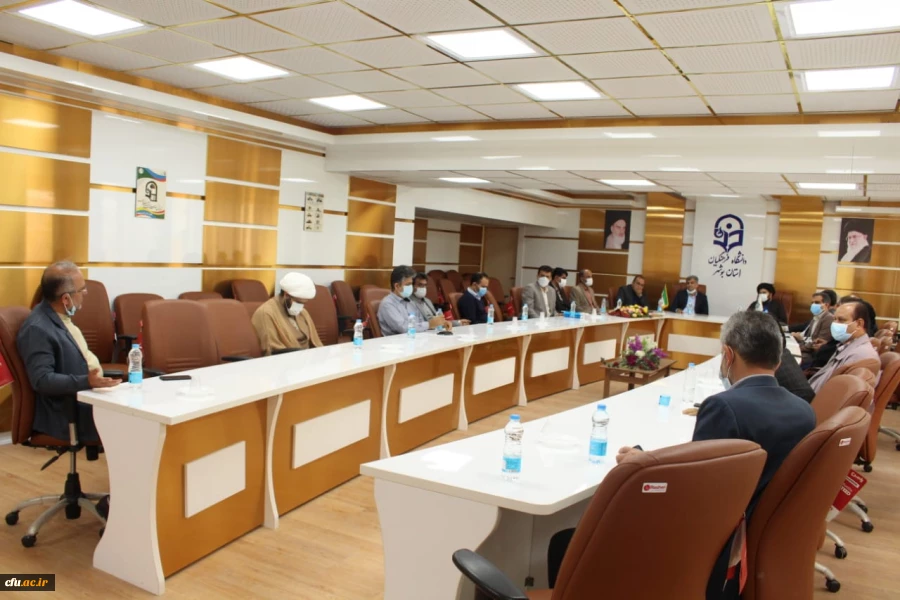 
با حضور جمعی از مسئولان و کارکنان دانشگاه

آئین تجلیل از بازنشستگان جدید دانشگاه فرهنگیان استان بوشهر در سالن کنفرانس پردیس علامه طباطبایی بوشهر برگزار شد.
 3