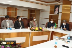 
با حضور جمعی از مسئولان و کارکنان دانشگاه

آئین تجلیل از بازنشستگان جدید دانشگاه فرهنگیان استان بوشهر در سالن کنفرانس پردیس علامه طباطبایی بوشهر برگزار شد.
 7