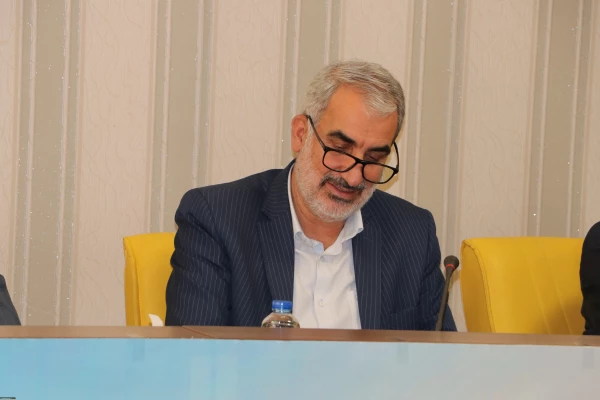 نشست صمیمی وزیر آموزش و پرورش با نمایندگان تشکل های دانشجو معلمان دانشگاه فرهنگیان استان آذربایجان شرقی 4