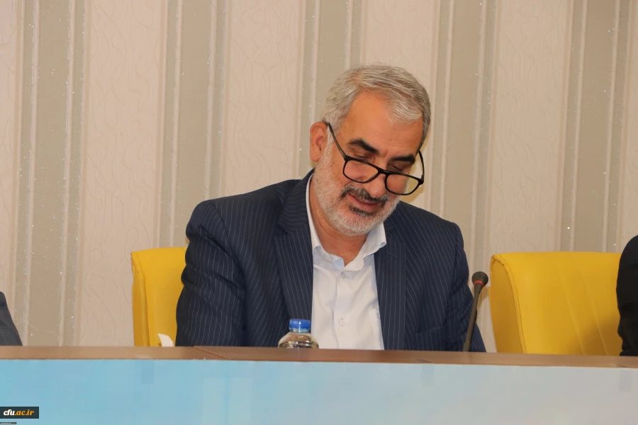 نشست صمیمی وزیر آموزش و پرورش با نمایندگان تشکل های دانشجو معلمان دانشگاه فرهنگیان استان آذربایجان شرقی 4