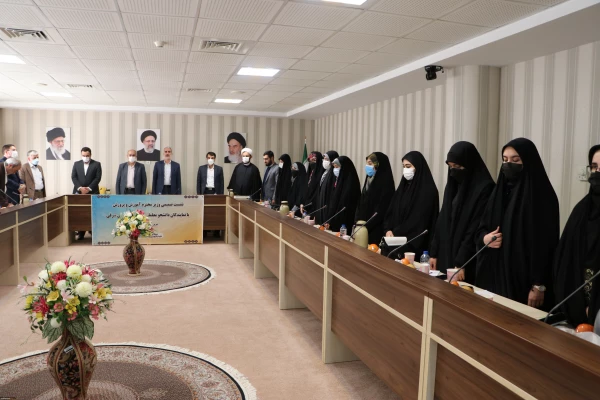 نشست صمیمی وزیر آموزش و پرورش با نمایندگان تشکل های دانشجو معلمان دانشگاه فرهنگیان استان آذربایجان شرقی 6