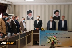 نشست صمیمی وزیر آموزش و پرورش با نمایندگان تشکل های دانشجو معلمان دانشگاه فرهنگیان استان آذربایجان شرقی 7