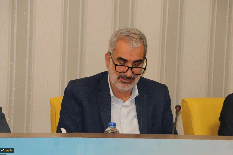 نشست صمیمی وزیر آموزش و پرورش با نمایندگان تشکل های دانشجو معلمان دانشگاه فرهنگیان استان آذربایجان شرقی 10