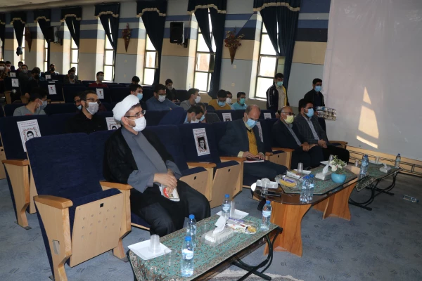 جشنواره ی تقدیر از فعالان  امور فرهنگی و دانشجویی دانشگاه فرهنگیان استان اصفهان برگزار شد. 4