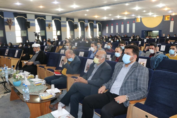 جشنواره ی تقدیر از فعالان  امور فرهنگی و دانشجویی دانشگاه فرهنگیان استان اصفهان برگزار شد. 6