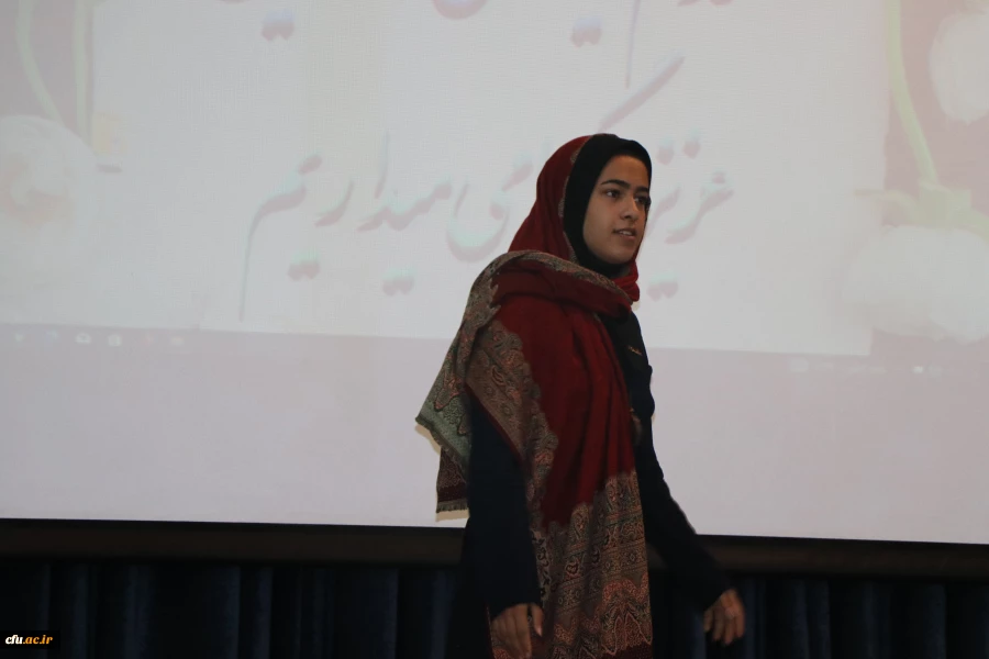 جشنواره ی تقدیر از فعالان  امور فرهنگی و دانشجویی دانشگاه فرهنگیان استان اصفهان برگزار شد. 10