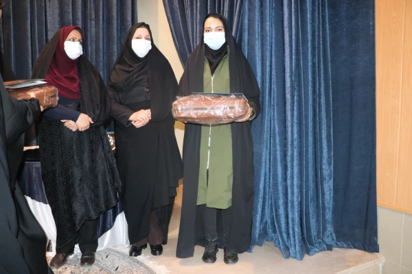 جشنواره ی تقدیر از فعالان  امور فرهنگی و دانشجویی دانشگاه فرهنگیان استان اصفهان برگزار شد. 16