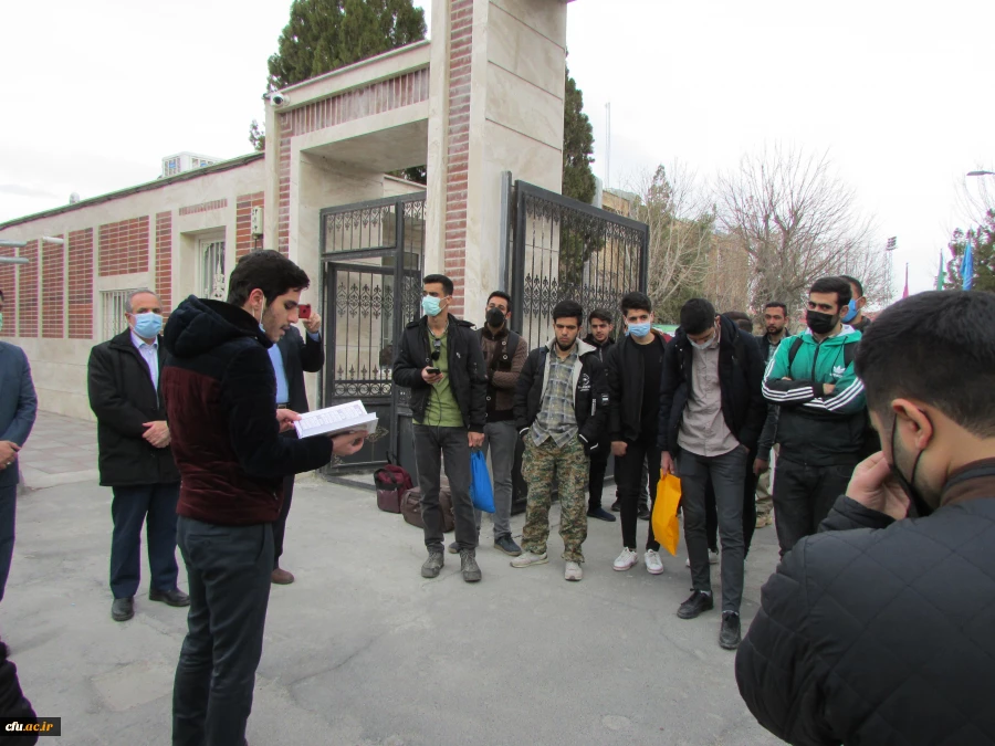 اعزام اولین گروه از دانشجویان دانشگاه فرهنگیان استان مرکز ی به راهیان نور
 3