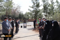 کاشت نهال درخت به یاد شهدای دانشگاه فرهنگیان استان اصفهان 8