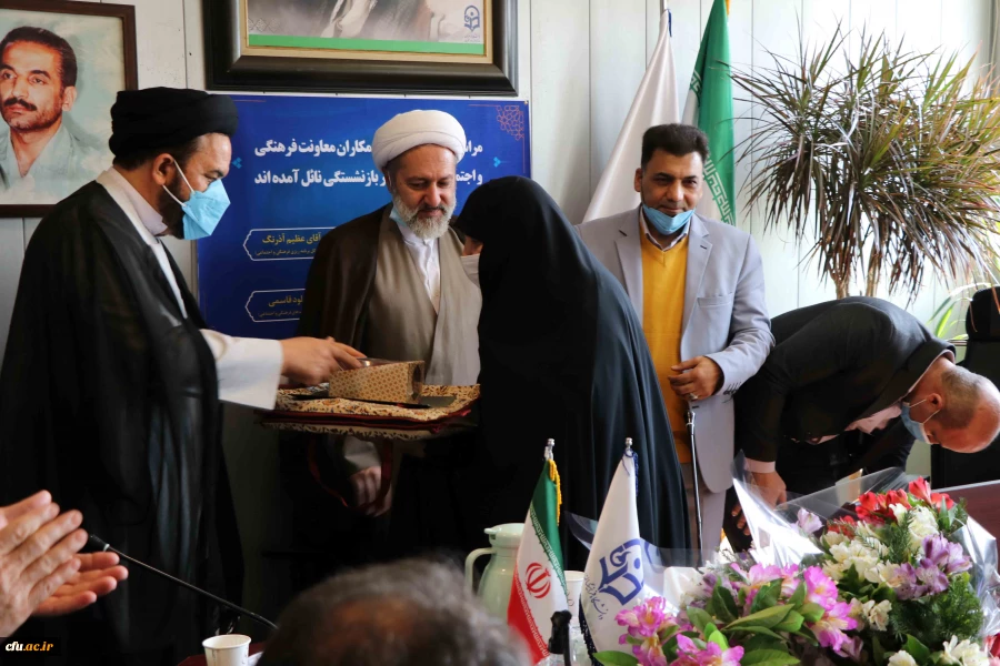 تجلیل از همکاران بازنشسته حوزه معاونت فرهنگی و اجتماعی  4