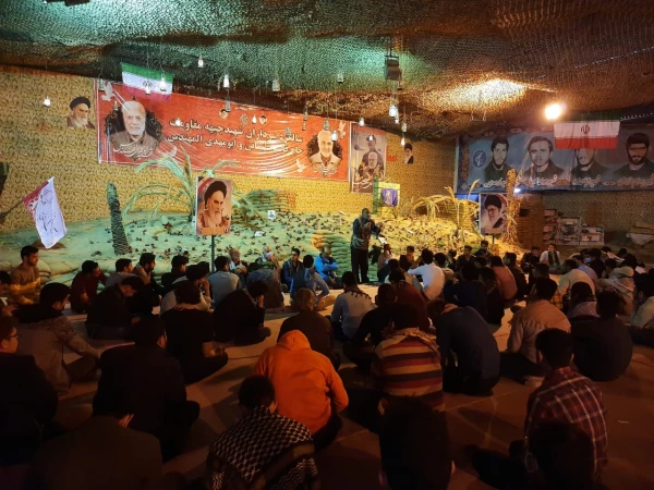 اعزام دانشجو معلمان پردیس های استان به مناطق عملیاتی جنگی جنوب کشور
 3