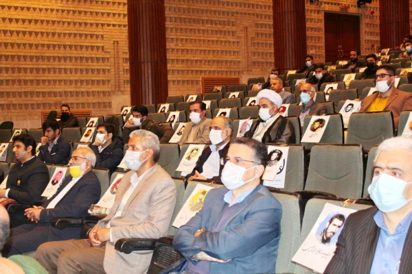 انتخاب مدیر امور پردیس های قزوین به عنوان پژوهشگر بسیجی برتر 4