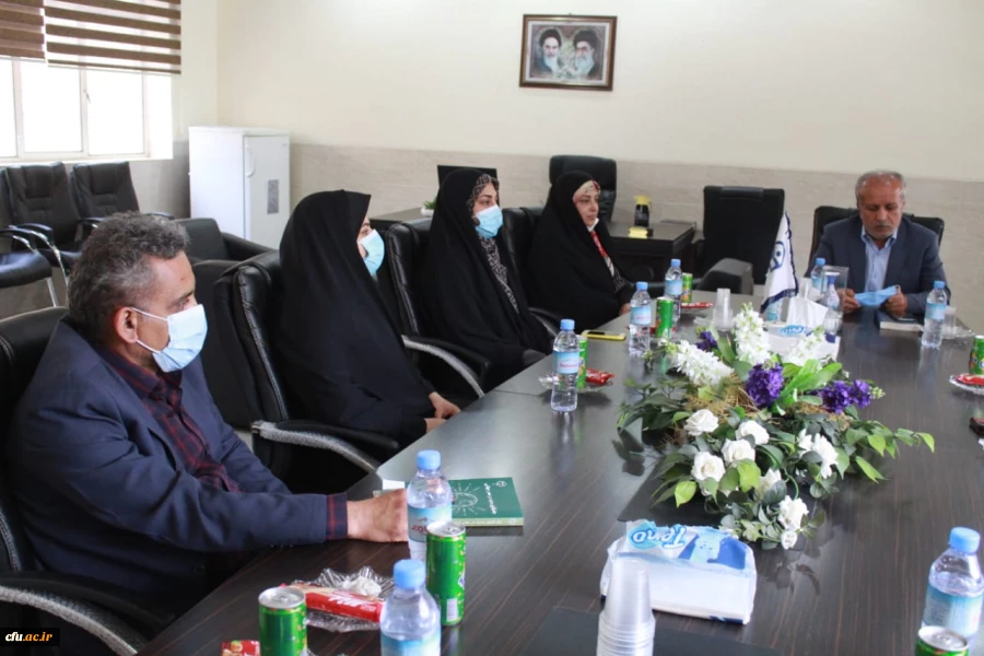 
رئیس دانشگاه فرهنگیان استان بوشهر در دیدار با مدیرکل تربیت بدنی دانشگاه فرهنگیان

از برگزاری رویدادهای ملی در بوشهر استقبال می کنیم
 6