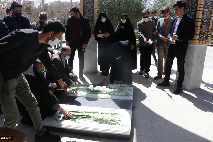 یادواره شهدای دانشگاه فرهنگیان استان اصفهان برگزار گردید. 18