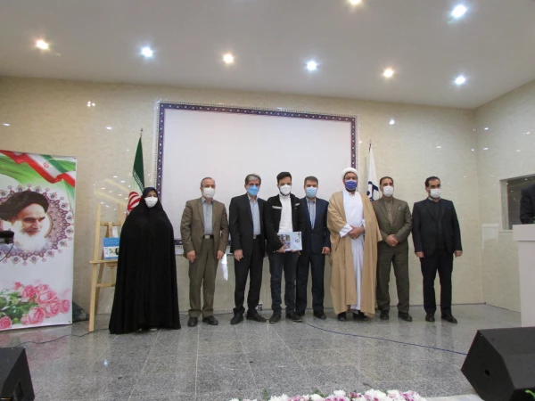 تربیت دانشجومعلمان توانمند و فکور  بر اساس دیدگاه فطرت گرایی توحیدی 4