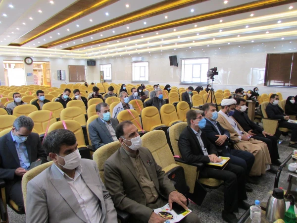 تربیت دانشجومعلمان توانمند و فکور بر اساس دیدگاه فطرت گرایی توحیدی
 2