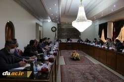 استفاده از ظرفیت های علمی استان در حوزه کارورزی دانشجو معلمان
 4