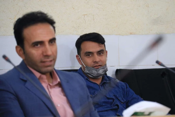 نشست صمیمانه مدیر استان با کارکنان پردیس ها
 3