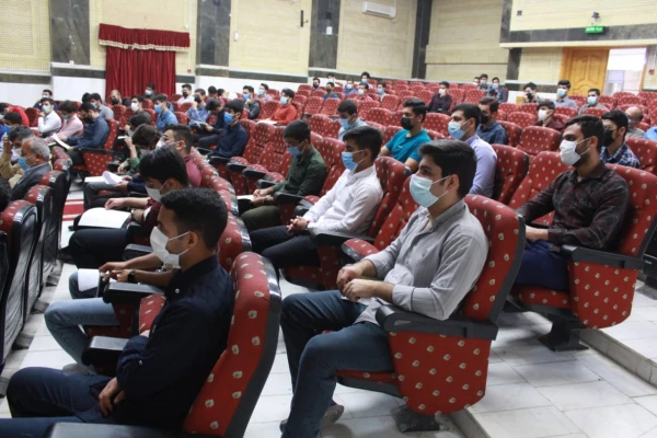 پس از دو سال و یک ماه

آموزش حضوری در پردیس های دانشگاه فرهنگیان استان بوشهر از سر گرفته شد 6