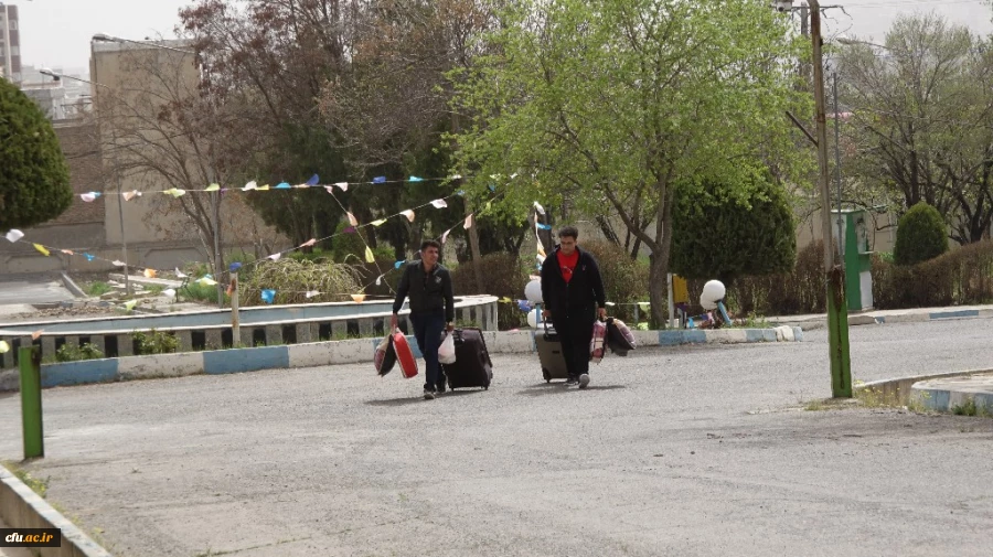 روند پذیرش دانشجومعلمان در پردیس های دانشگاه فرهنگیان کردستان
 7