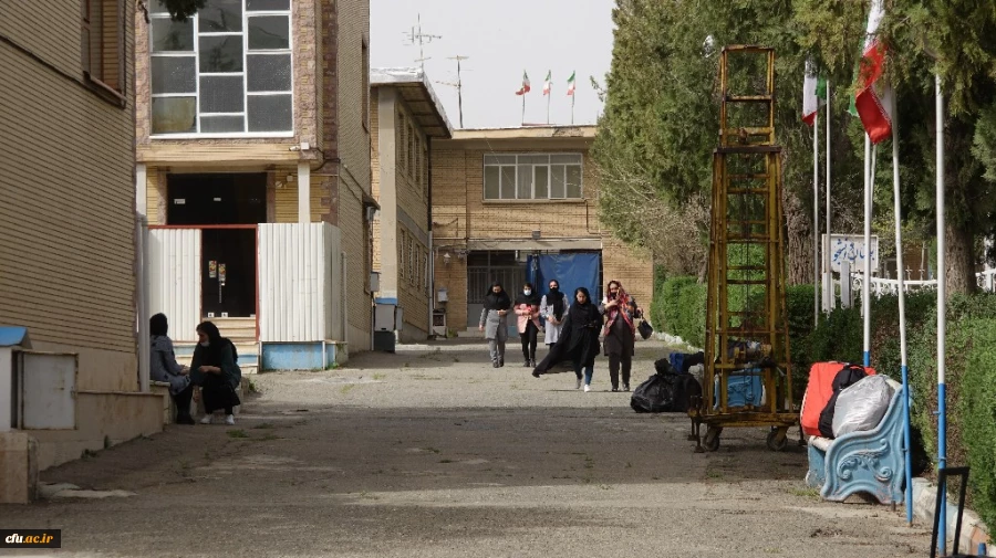 روند پذیرش دانشجومعلمان در پردیس های دانشگاه فرهنگیان کردستان
 17