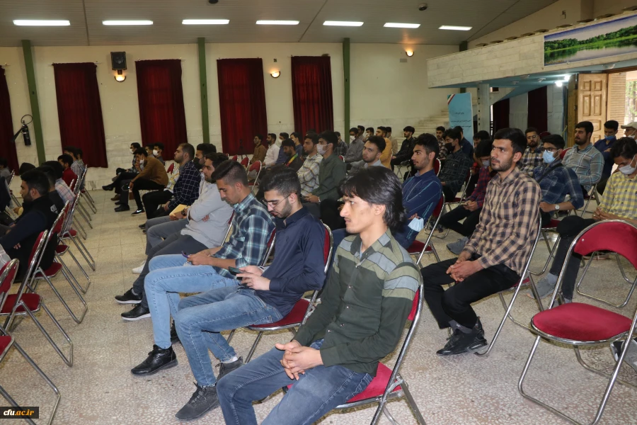 شروع آموزش  حضوری دانشجویان  و مراسم استقبال از آنان در دانشگاه فرهنگیان استان اصفهان 9