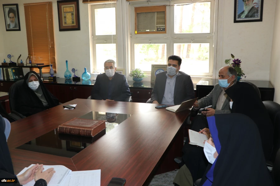 شروع آموزش  حضوری دانشجویان  و مراسم استقبال از آنان در دانشگاه فرهنگیان استان اصفهان 13