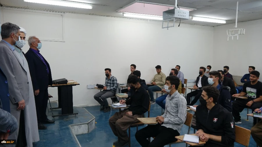 بازدید دکتر معروفی از تشکیل کلاس های حضوری در پردیس های دانشگاه فرهنگیان کردستان
 6