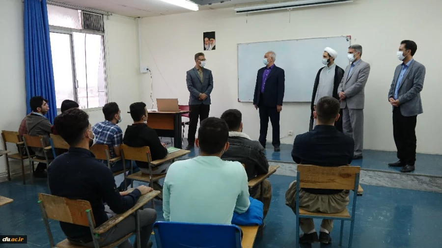 بازدید دکتر معروفی از تشکیل کلاس های حضوری در پردیس های دانشگاه فرهنگیان کردستان
 7