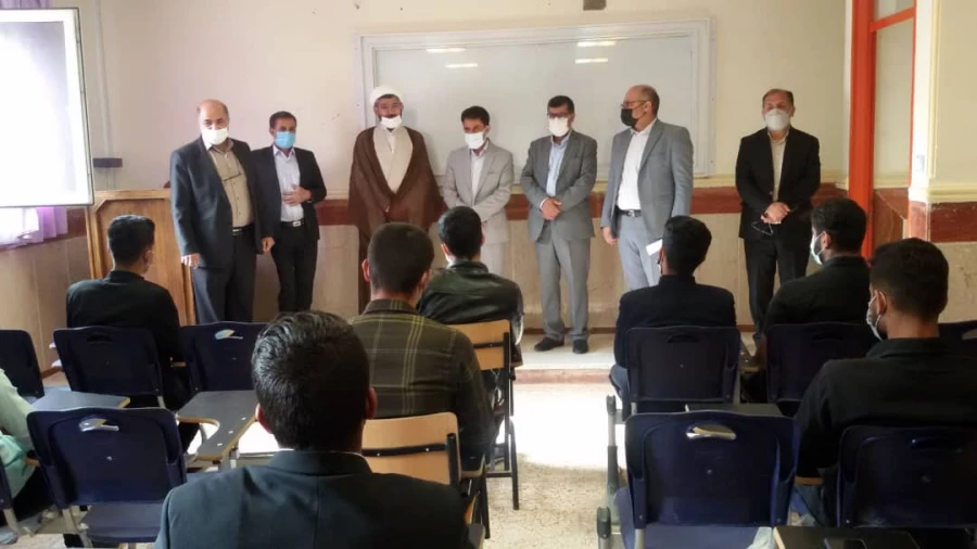 بازدید از آموزش های حضوری دانشجو معلمان 9