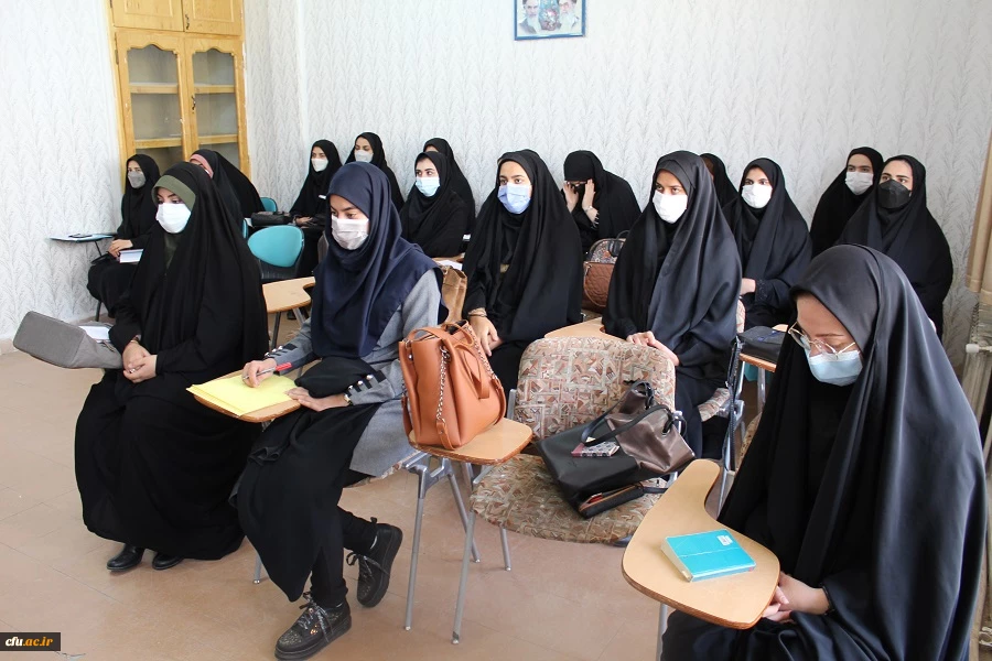 بازدید سرزده سرپرست دانشگاه فرهنگیان لرستان از کلاس های درس پردیس آیت اله کمالوند 4