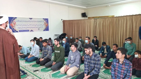 بیان تفسیر و معارف قرآن کریم و احکام شرعی در دانشگاه فرهنگیان چهارمحال و بختیاری 4