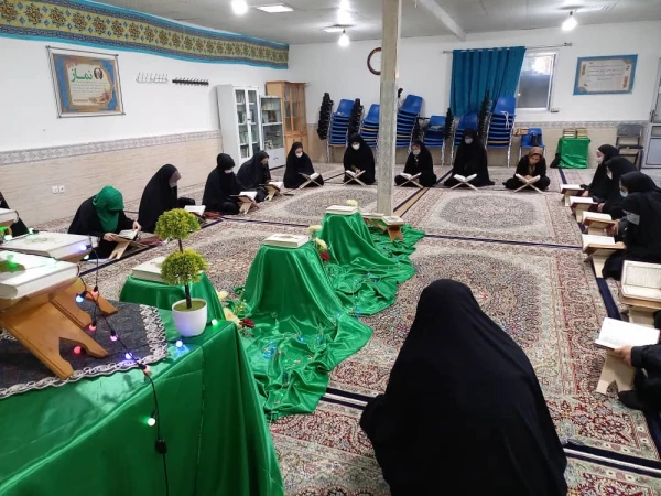 محفل انس با قرآن کریم
به مناسبت رحلت حضرت خدیجه در ماه مبارک رمضان دانشگاه فرهنگیان خراسان شمالی  2