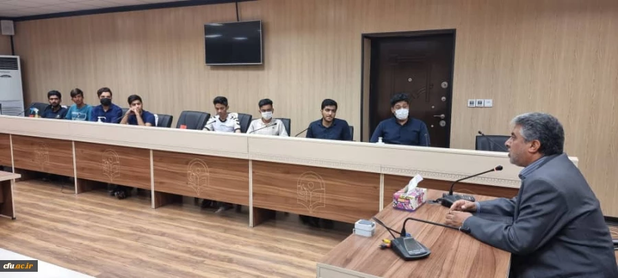 کارگاه آموزشی مهارت های سازگاری با زندگی دانشجویی ویژه دانشجویان ساکن در سراها 4