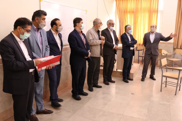 دکتر سمیعی از مرکز شهدای مکه بازدید کرد. 5